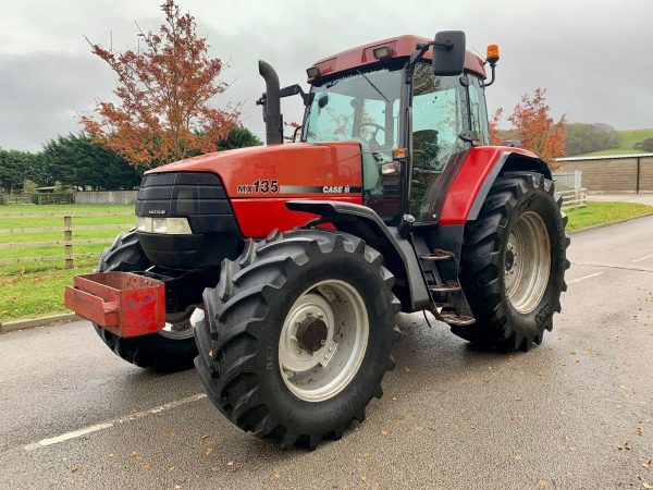 1998 CASE MX135