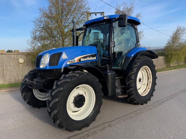 2004 NEW HOLLAND TS125A