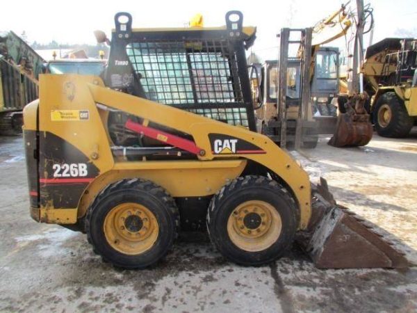 2005 CATERPILLAR 226 B – Bild 3