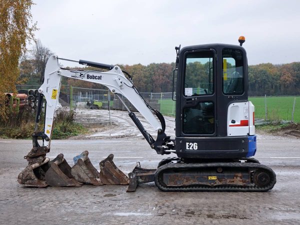 2015 Bobcat E26 EM