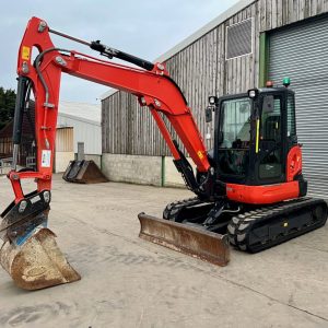 2019 KUBOTA U55-4