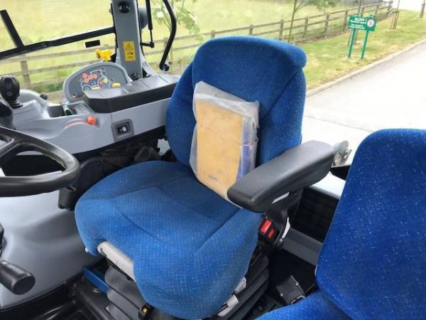 2012 NEW HOLLAND T7.185 – Bild 2