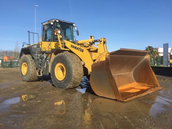 2011 Komatsu WA480-6 – Bild 2