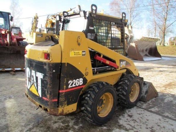 2005 CATERPILLAR 226 B – Bild 4