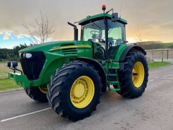 2006 JOHN DEERE 7920