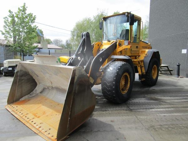 2006 VOLVO L 90 E – Bild 2