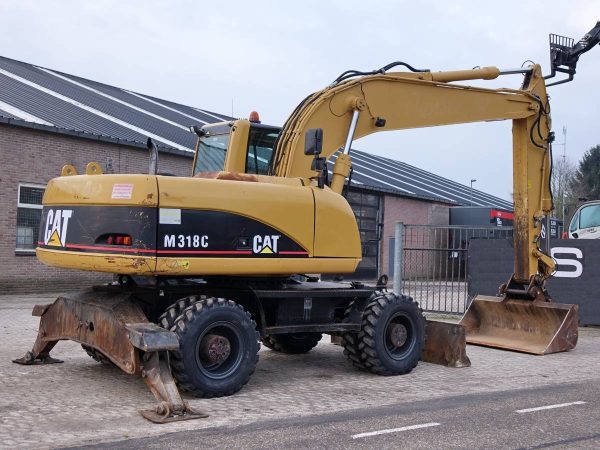 2005 Caterpillar M318C – Bild 2