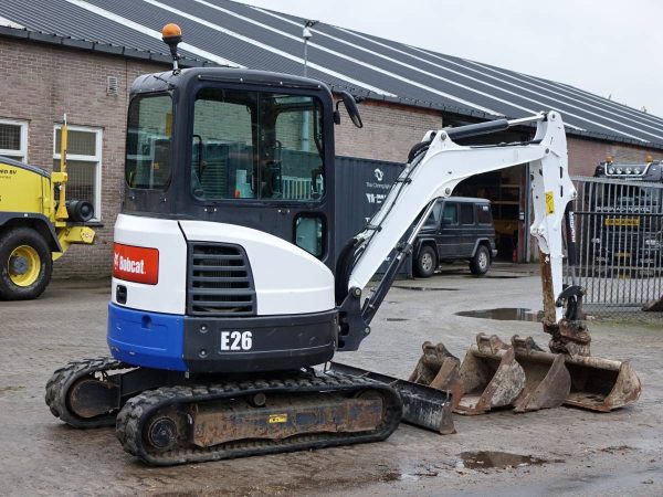 2015 Bobcat E26 EM – Bild 2
