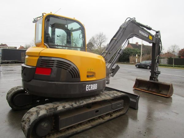 2011 VOLVO ECR 88 – Bild 2