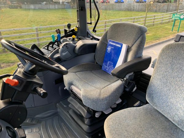 2004 NEW HOLLAND TS125A – Bild 5