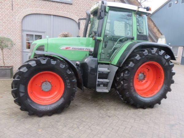 2001 FENDT 712