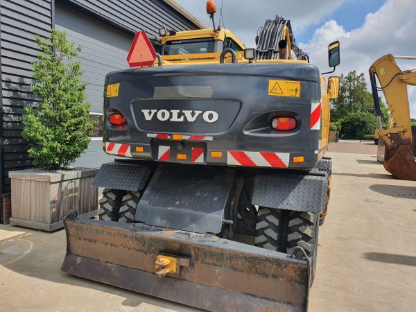 2008 VOLVO EW140C – Bild 2