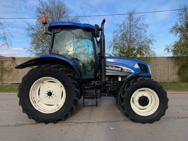 2004 NEW HOLLAND TS125A – Bild 3
