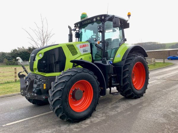 2015 CLAAS AXION 830