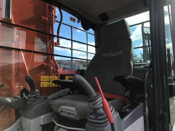2016 HITACHI ZX130LCN – Bild 2