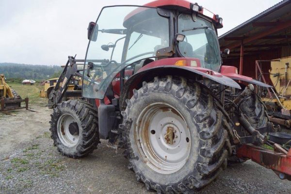 2005 Case MXU 135 – Bild 6