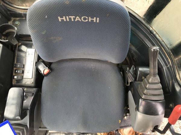 2008 Hitachi ZX30U-2 – Bild 6