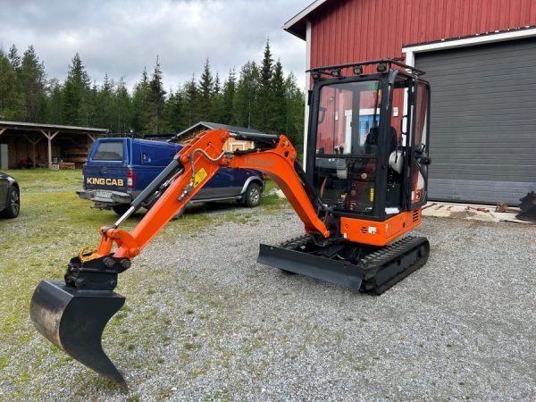 2018 Hitachi 19U-5A CR