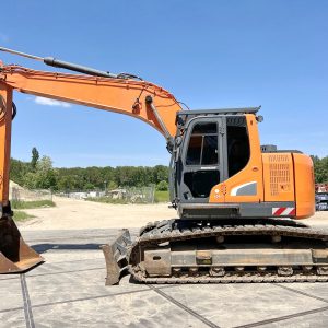2017 Doosan DX235LCR-5