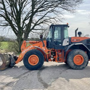 2016 Hitachi ZW180-5B
