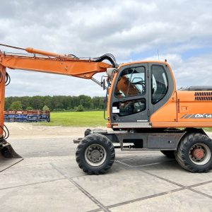 2010 Doosan DX140W