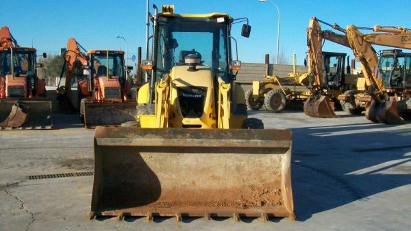 2006 KOMATSU WB93R – Bild 2