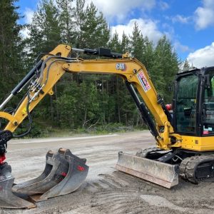 2022 CAT 305CR