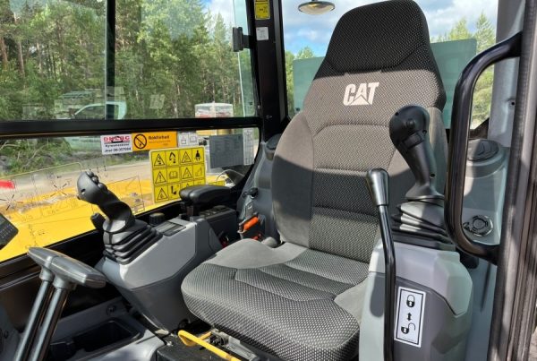 2022 CAT 305CR – Bild 6