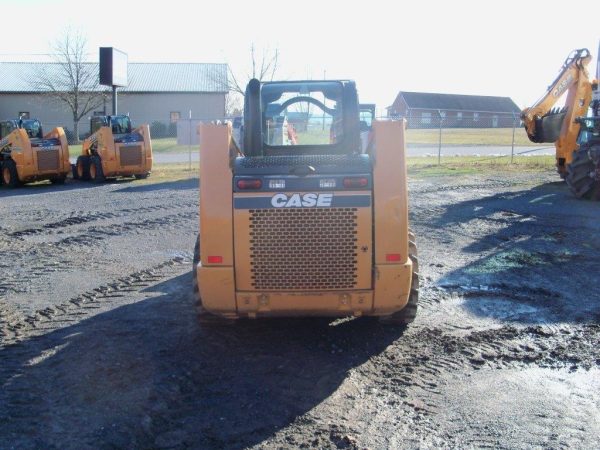 2011 CASE SR200 - Image 2