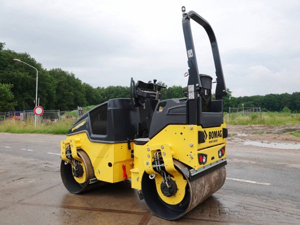 2021 Bomag BW120AD-5 – Bild 3