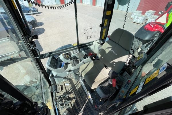 2018 Komatsu PC35MR-5 – Bild 6