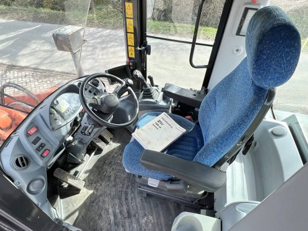 2016 Hitachi ZW180-5B – Bild 6