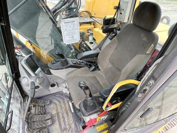 2013 Volvo ECR145D – Bild 6