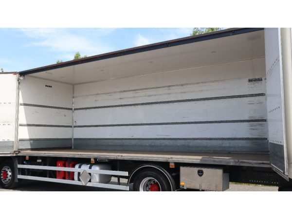 2015 Mercedes-Benz Antos 1827 4X2 FULL SIDE OPEN EURO 6 – Bild 8