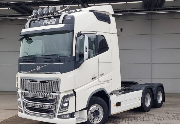 2015 Volvo FH16 550 6X4 Tractorhead Retarder Hydraulik ADR Euro 6 – Bild 2
