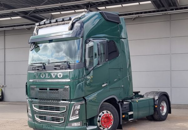 2018 Volvo FH16 750 4X2 Tractorhead XL VEB+ I-Park Cool ADR ACC Xenon Euro 6 – Bild 2