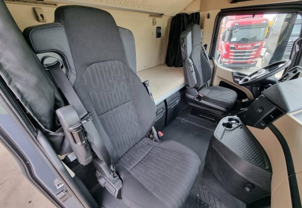 2021 Mercedes Actros 1851 4X2 BigSpace 2x Tanks Euro 6 – Bild 7