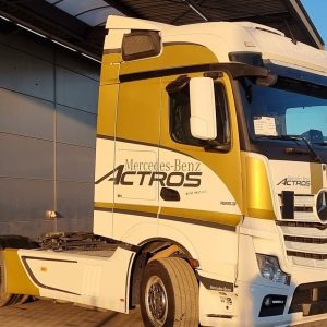 2019 Mercedes Actros 1853 4X2 BigSpace Retarder 2x Tanks Standklima Euro 6