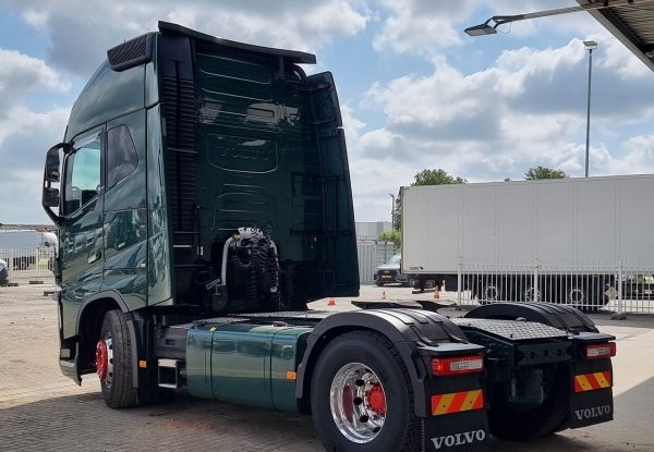 2018 Volvo FH16 750 4X2 Tractorhead XL VEB+ I-Park Cool ADR ACC Xenon Euro 6 – Bild 4